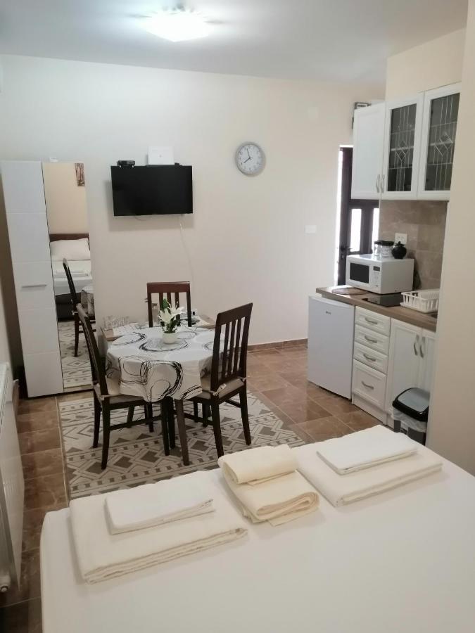 Apartman Petovic コトル エクステリア 写真